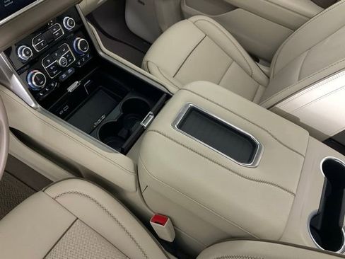 Used 2023 GMC Yukon XL Denali image 22