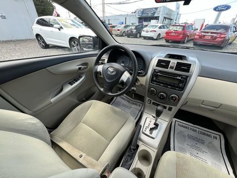 Used 2012 Toyota Corolla LE FWD image 20