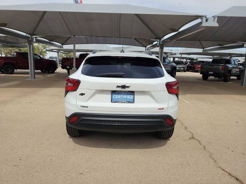 Used 2025 Chevrolet Trax RS w/ Driver Confidence Package FWD image 7