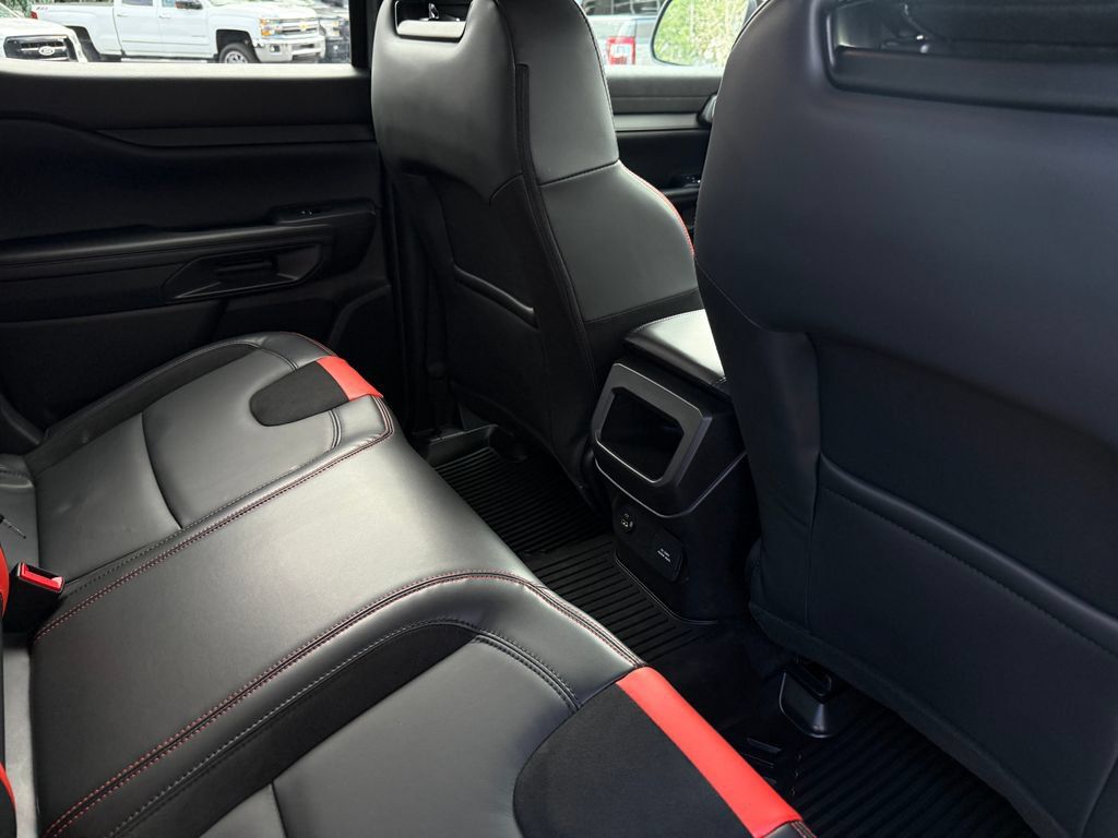 Used 2025 Ford Ranger Raptor AWD/4WD image 38