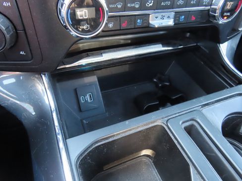 Used 2021 Ford F150 Lariat w/ Equipment Group 502A High image 29