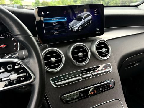 Used 2020 Mercedes-Benz GLC 300 4MATIC w/ Driver Assistance Package image 46