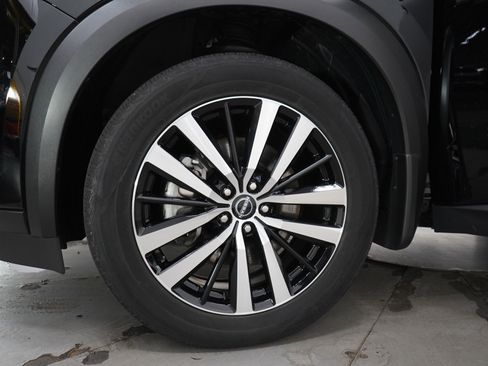 Used 2024 Nissan Pathfinder Platinum AWD/4WD image 34