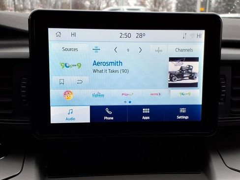 Certified 2022 Ford Explorer XLT image 16