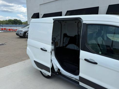 Used 2015 Ford Transit Connect XL FWD image 23
