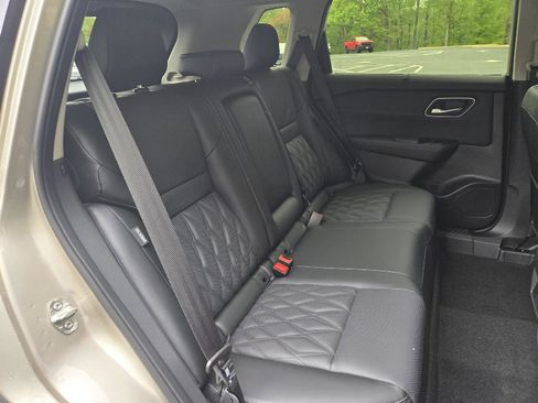 New 2026 Nissan Rogue Platinum AWD/4WD image 14