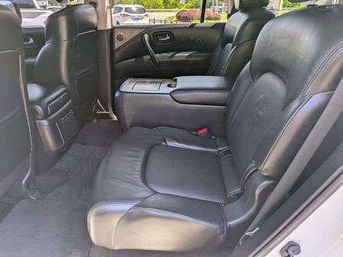 Used 2021 Nissan Armada SL w/ Captain's Chairs Package RWD image 12