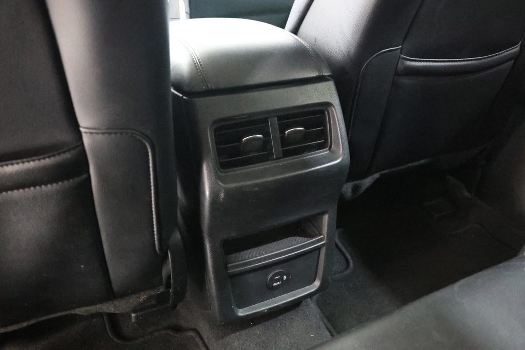 Used 2021 Ford Edge SEL FWD image 31