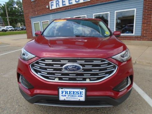 Used 2022 Ford Edge SEL w/ Class II Trailer Tow Package AWD/4WD image 14