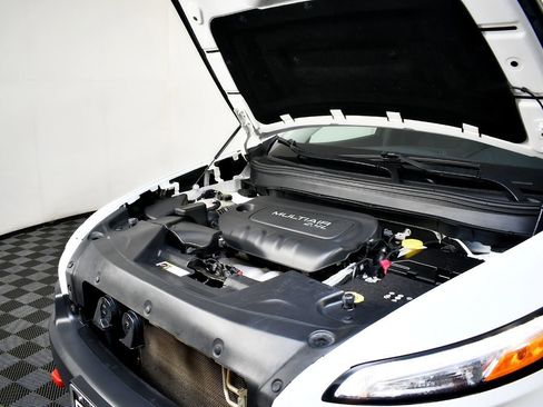 Used 2017 Jeep Cherokee Trailhawk w/ Comfort/Convenience Group image 58