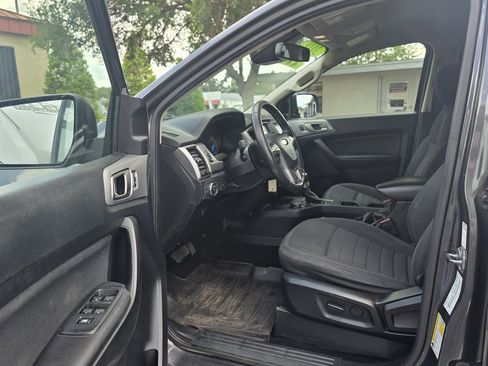 Used 2019 Ford Ranger XLT w/ Equipment Group 302A Luxury AWD/4WD image 11