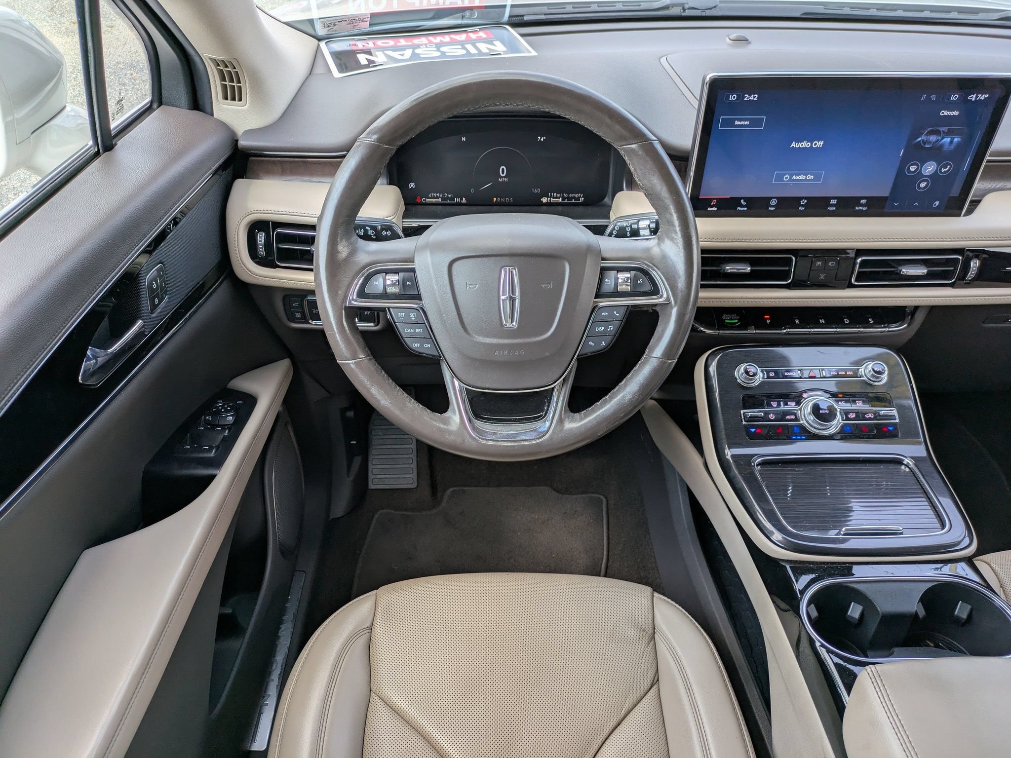 Used 2022 Lincoln Nautilus Reserve AWD/4WD image 17
