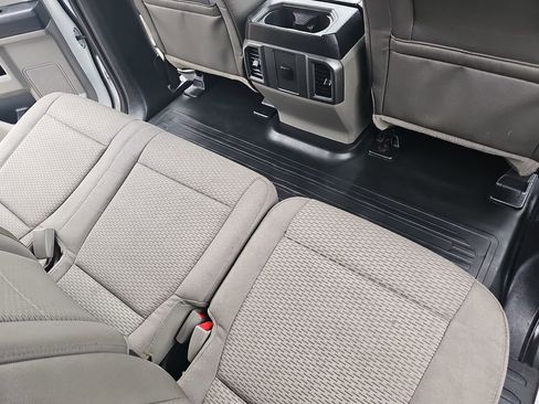 Used 2016 Ford F150 XLT w/ Trailer Tow Package image 12