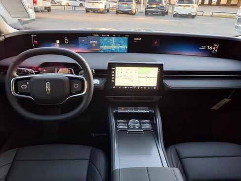 New 2026 Lincoln Nautilus Premier AWD/4WD image 6