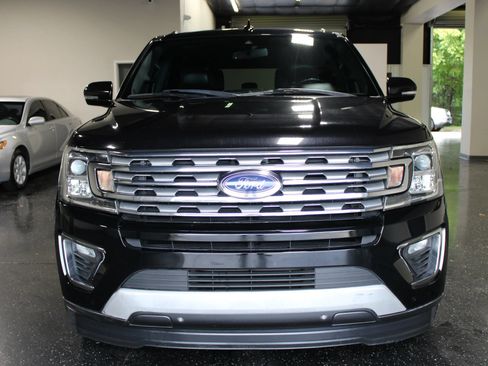 Used 2019 Ford Expedition Max Limited w/ Equipment Group 301A RWD image 9