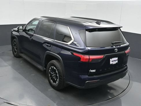 Used 2025 Toyota Sequoia SR5 w/ TRD Off-Road Package AWD/4WD image 37