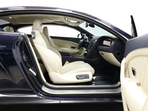 Used 2017 Bentley Continental GT image 67