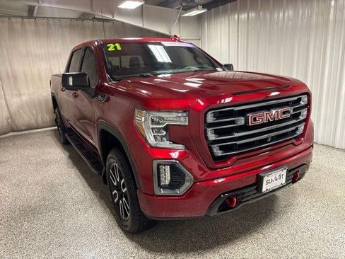Used 2021 GMC Sierra 1500 AT4 w/ Technology Package AWD/4WD image 3