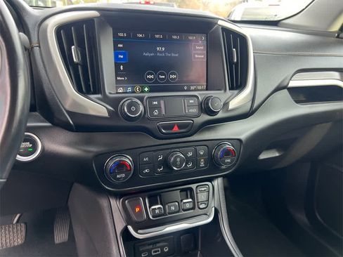 Used 2021 GMC Terrain SLT image 27