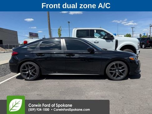 Used 2024 Honda Civic Sport Touring image 5