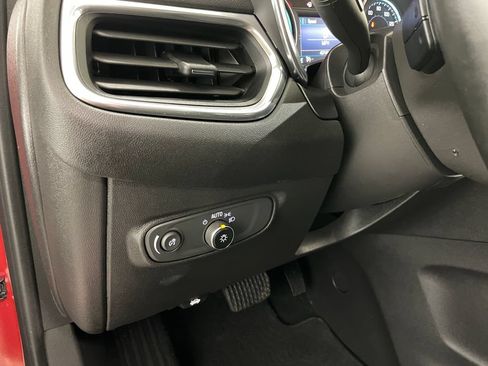 Certified 2023 Chevrolet Equinox LT FWD image 26
