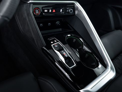 Certified 2025 Audi SQ5 Premium Plus w/ Premium Plus Package image 12