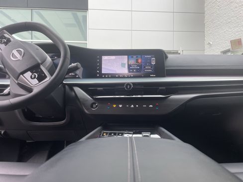 Used 2025 Nissan Murano SL w/ Cargo Package image 13