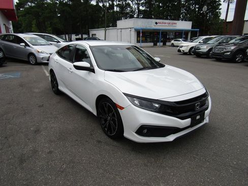 Used 2019 Honda Civic Sport image 9