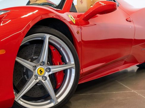 Used 2012 Ferrari 458 Spider image 23