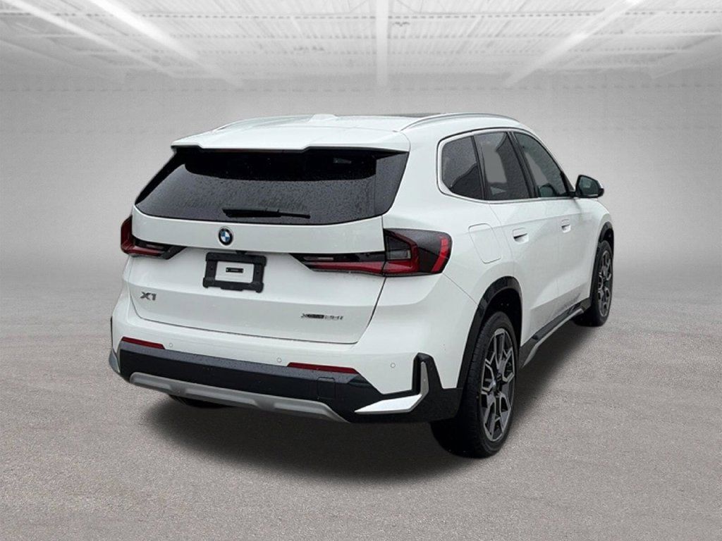 Used 2024 BMW X1 xDrive28i w/ Technology Package AWD/4WD image 7