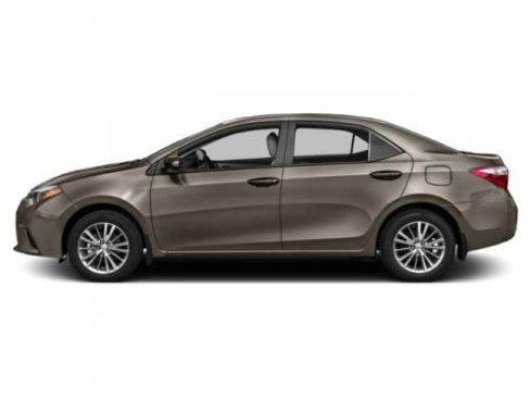Used 2015 Toyota Corolla LE FWD image 3