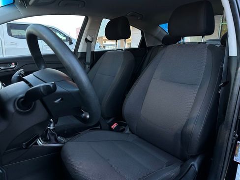 Used 2020 Hyundai Accent SE image 13