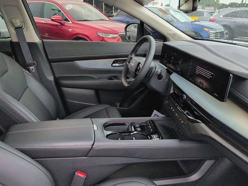 Used 2025 Nissan Murano SL w/ Cargo Package AWD/4WD image 10