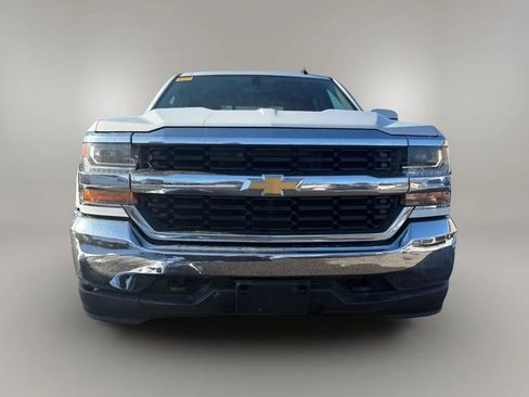 Used 2017 Chevrolet Silverado 1500 LT w/ LT Fleet Plus Package AWD/4WD image 2