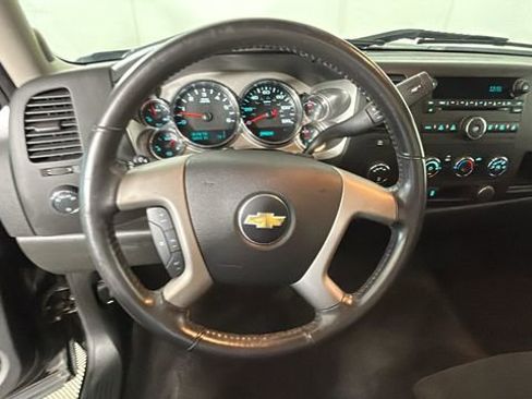 Used 2013 Chevrolet Silverado 1500 LT AWD/4WD image 14