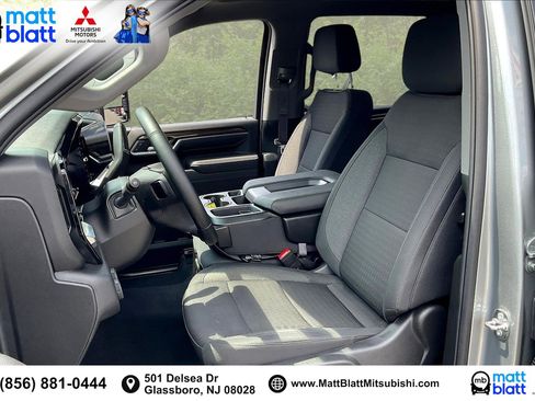 Used 2025 Chevrolet Silverado 2500 LT w/ Convenience Package image 26