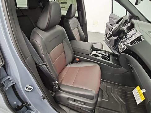 New 2026 Honda Ridgeline Black Edition image 43