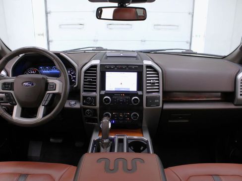 Used 2019 Ford F150 King Ranch w/ Equipment Group 601A Luxury AWD/4WD image 51