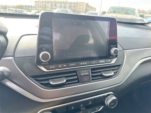 Used 2024 Nissan Altima 2.5 SR image 27