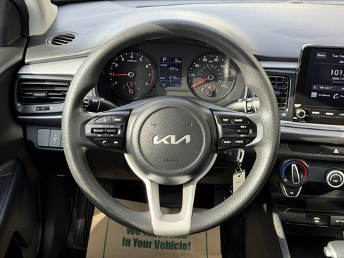 Used 2023 Kia Rio S image 18