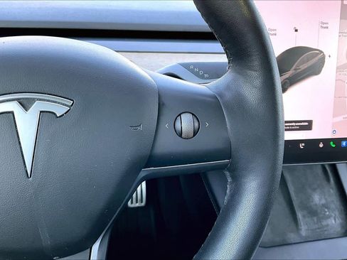 Used 2021 Tesla Model 3 Performance image 25