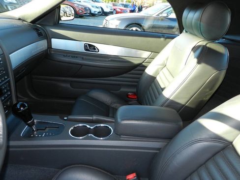 Used 2002 Ford Thunderbird Deluxe image 14