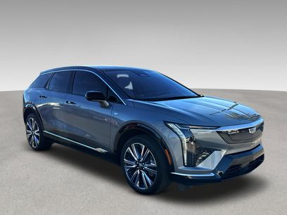 New 2026 Cadillac Optiq Luxury 2