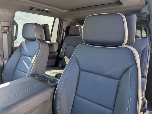 New 2026 GMC Yukon XL Elevation w/ Elevation Premium Package image 11