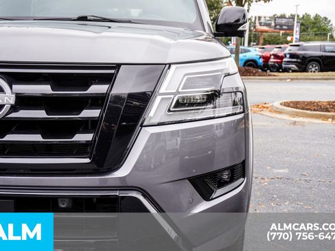 Used 2024 Nissan Armada SL w/ Midnight Edition Package image 19