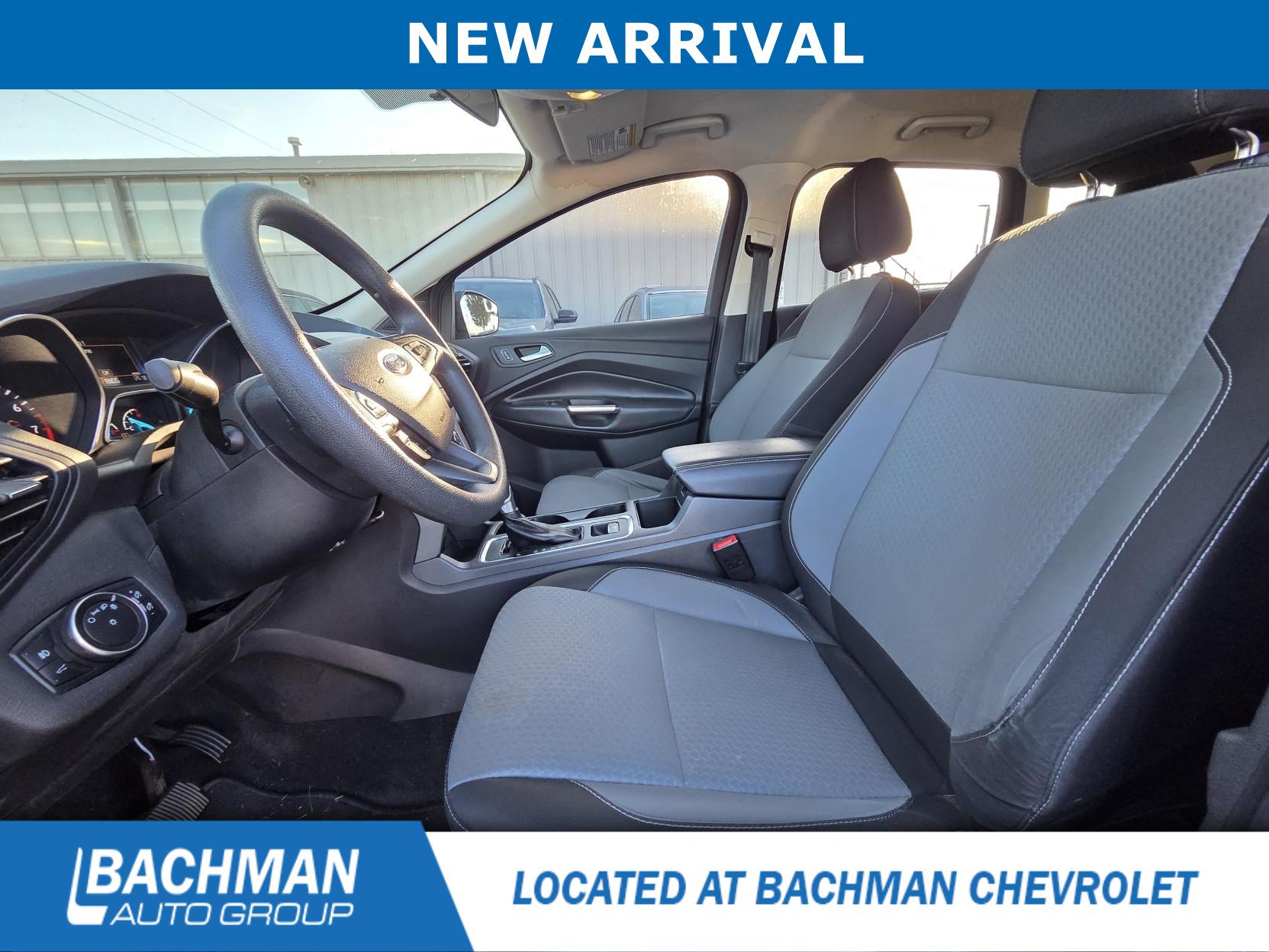 Used 2017 Ford Escape SE FWD image 6
