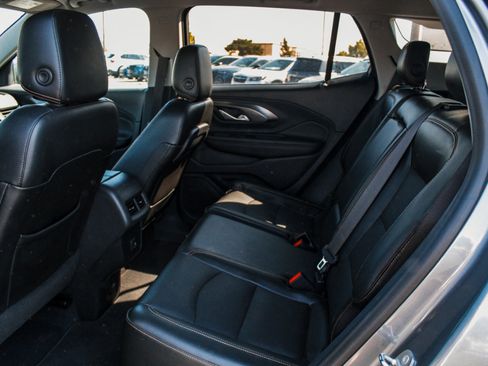 Used 2020 GMC Terrain SLT w/ Preferred Package AWD/4WD image 24