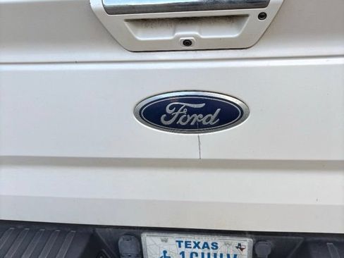 Used 2017 Ford F150 Lariat w/ Equipment Group 502A Luxury RWD image 2