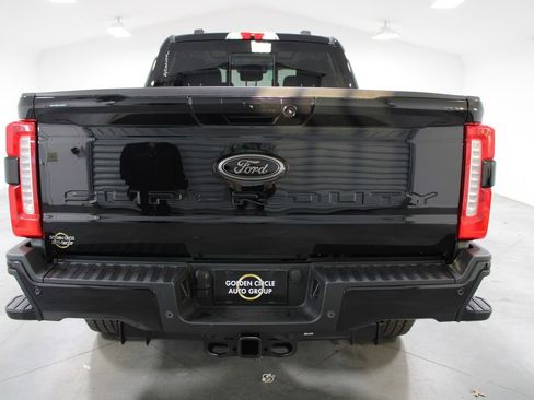 New 2026 Ford F250 Lariat w/ Black Appearance Package image 7