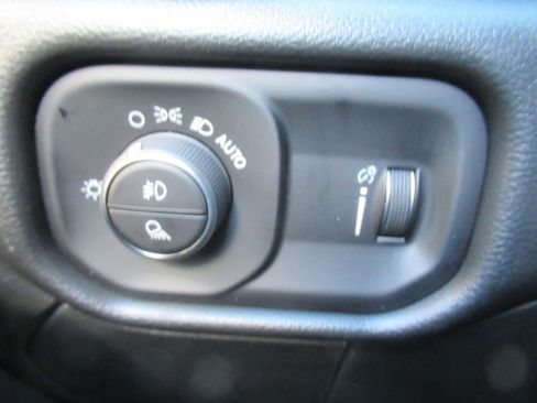 New 2026 RAM 3500 Tradesman w/ Chrome Appearance Group A image 31